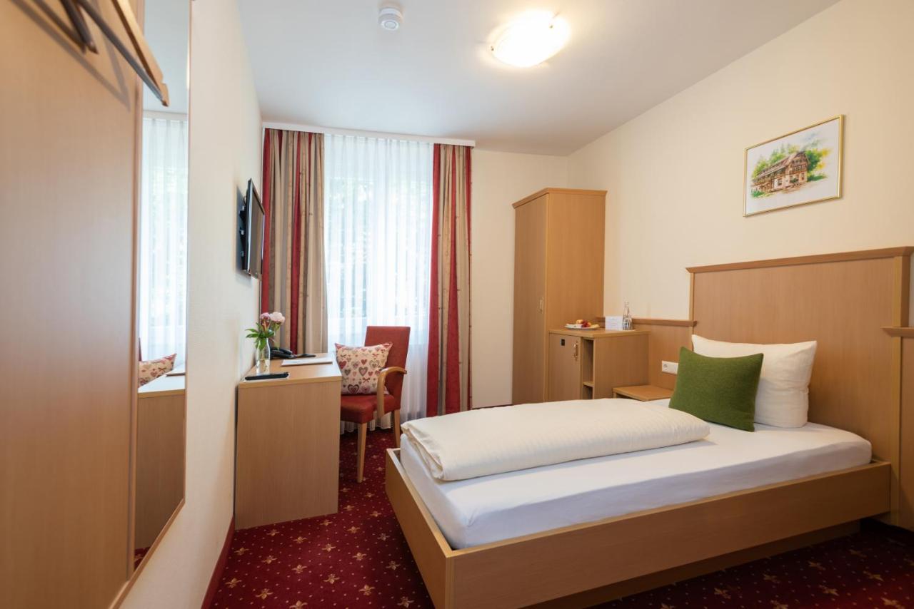 Waldhotel Forellenhof Baden-Baden Buitenkant foto