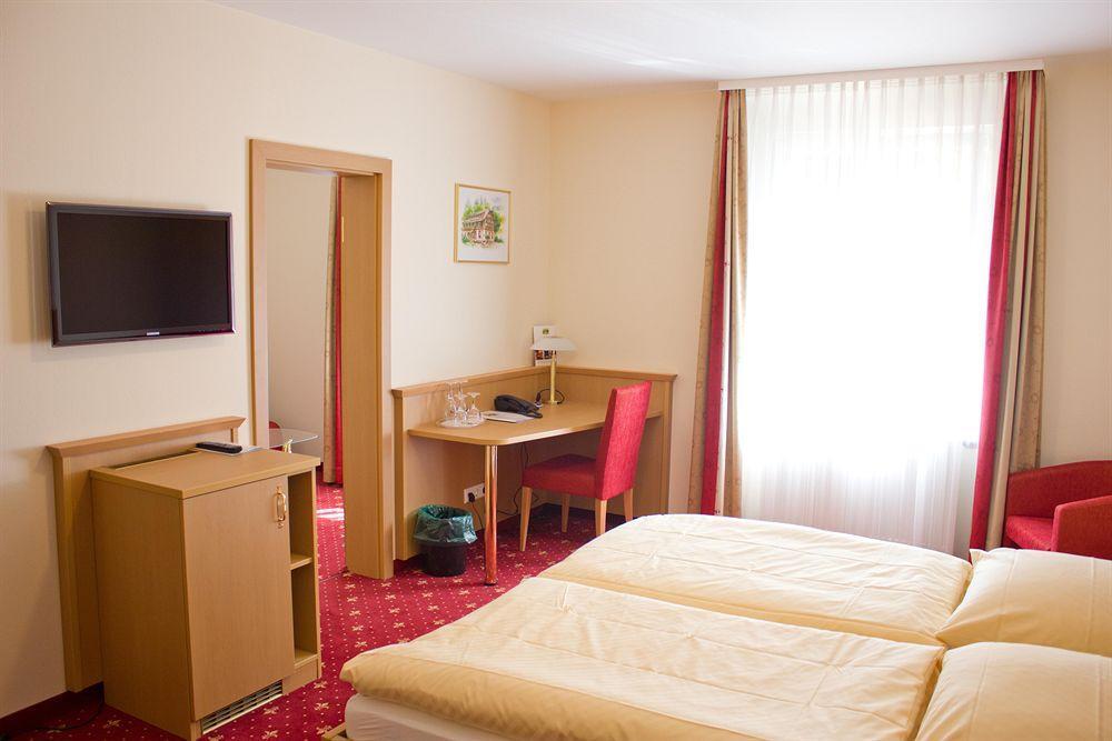 Waldhotel Forellenhof Baden-Baden Buitenkant foto