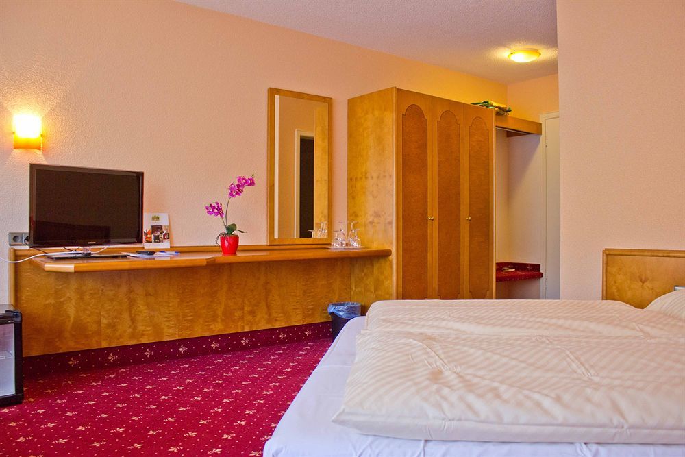Waldhotel Forellenhof Baden-Baden Buitenkant foto