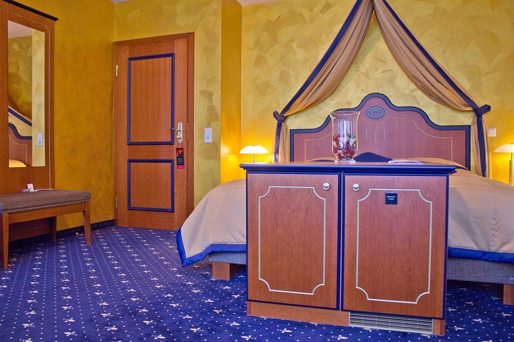 Waldhotel Forellenhof Baden-Baden Buitenkant foto