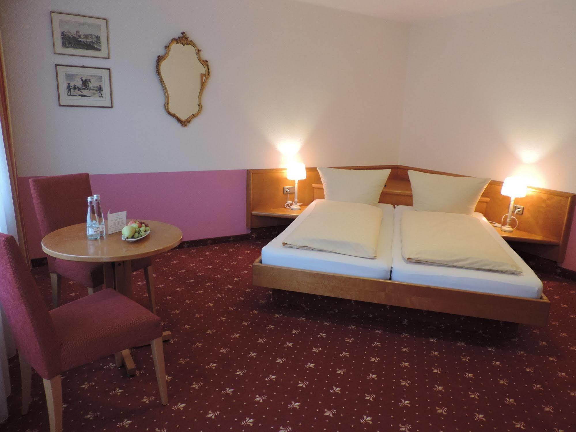 Waldhotel Forellenhof Baden-Baden Buitenkant foto